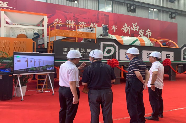 中国·8827太阳集团淋洗车客户来访 中国·8827太阳集团淋洗车客户来访