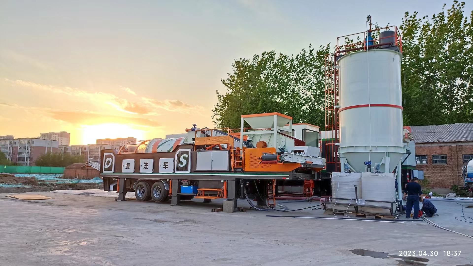 中国·8827太阳集团淋洗车奔赴北京