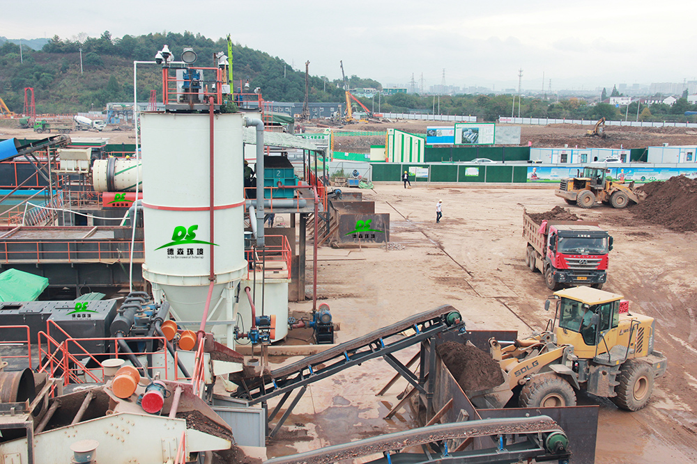 中国·8827太阳集团石油污染土壤治理现场